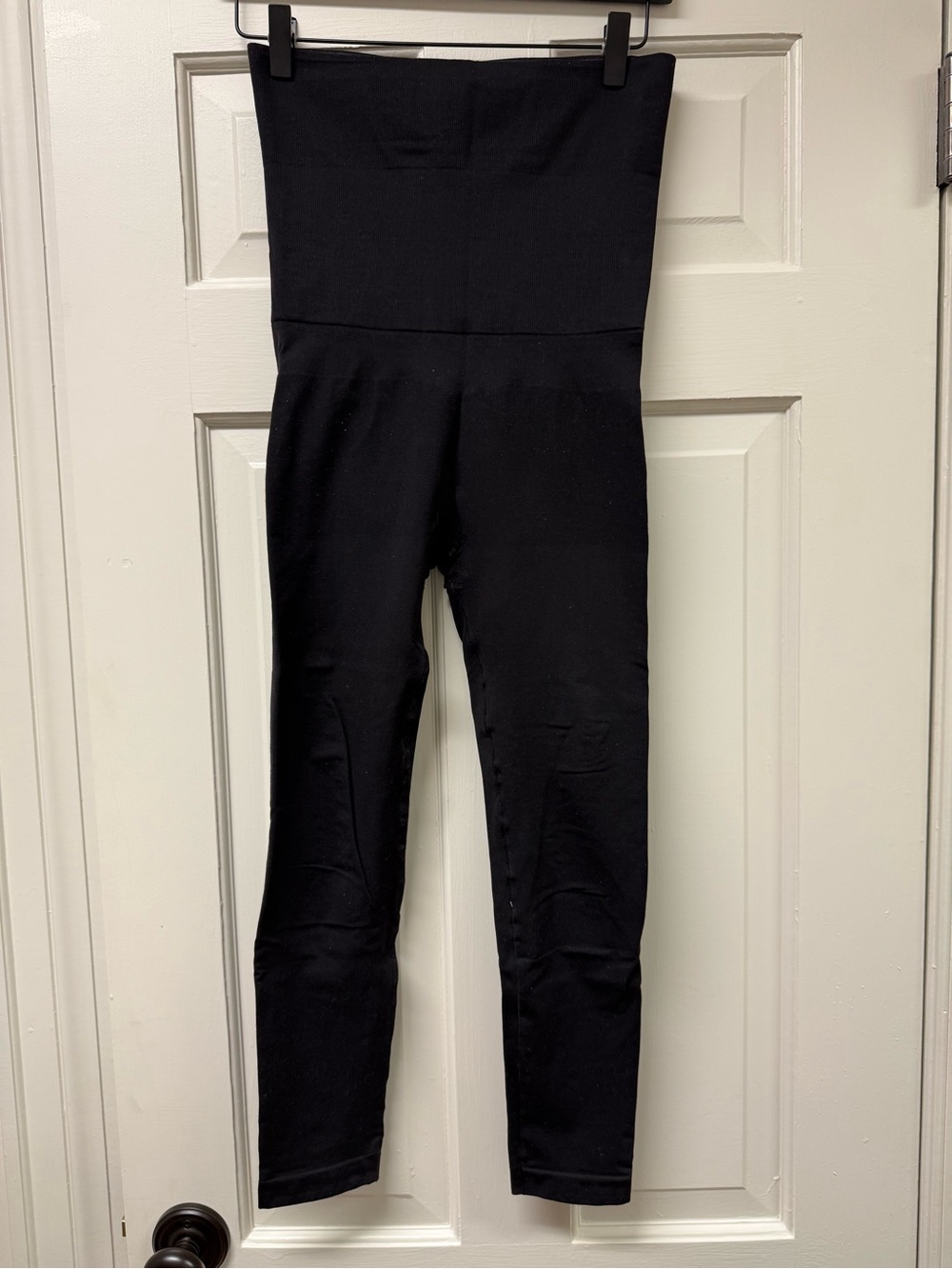 Seraphine Black Postpartum Shapewear Leggings – Size Medium